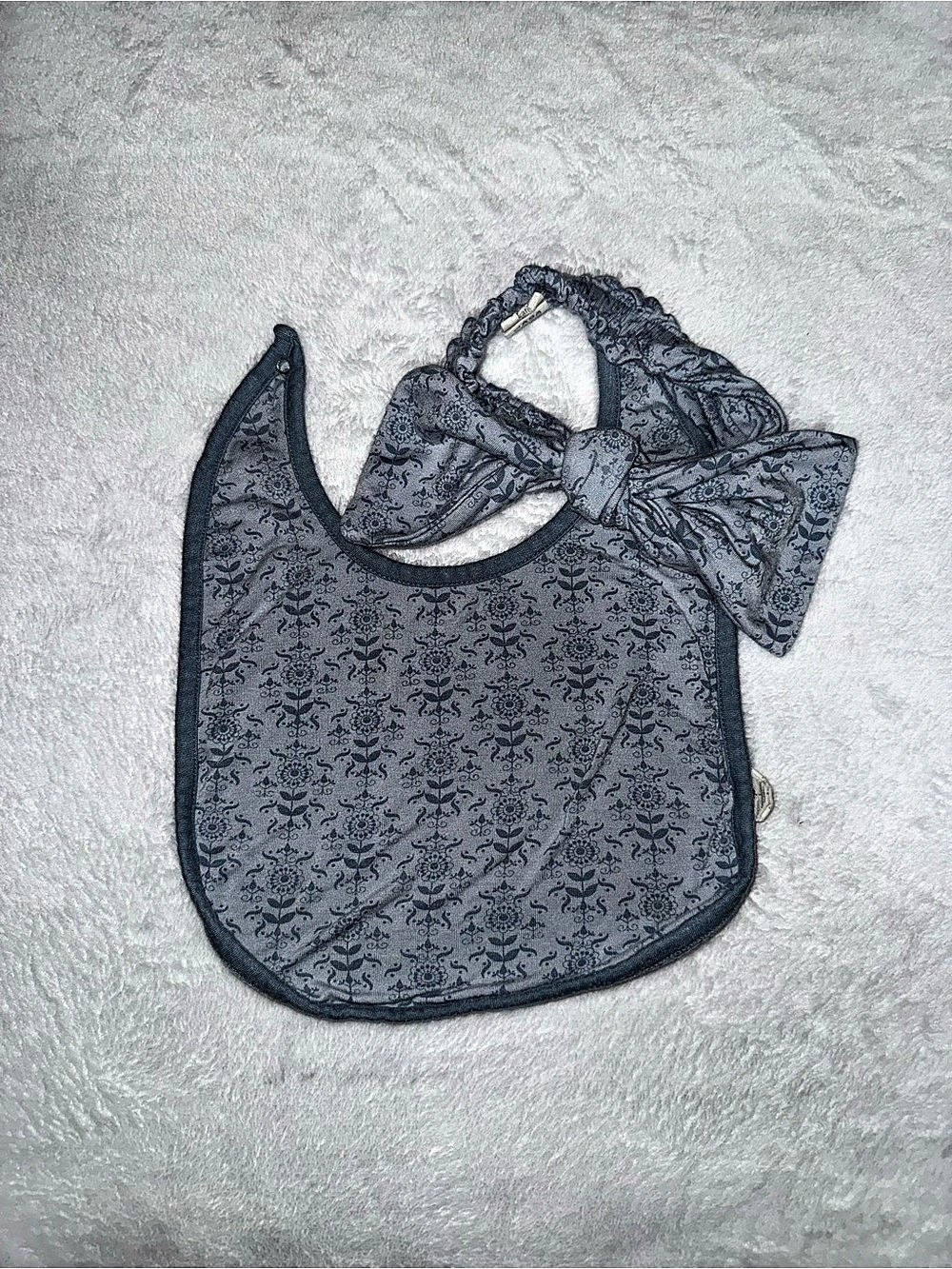 Kate Quinn matching Bandana Bib and Headband